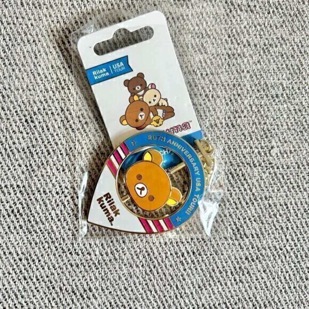 Rilakkuma USA Spin Enamel Keychain NWT